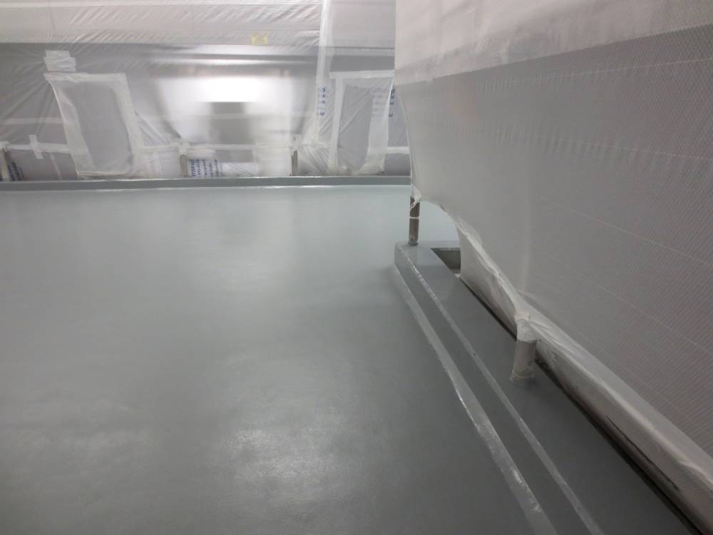 No sign of any spalling or damage to the berms.